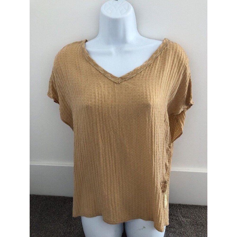 Donna Jessica Sand  Short/ Cap Sleeve Waffle Top/Shirt NWT  DJ3